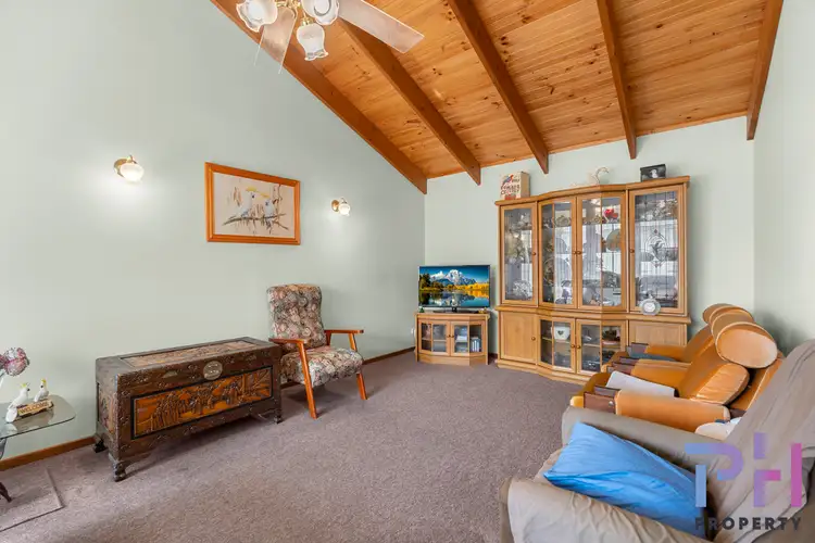 Fourth view of Homely house listing, 10 Odea Crescent, Kangaroo Flat VIC 3555