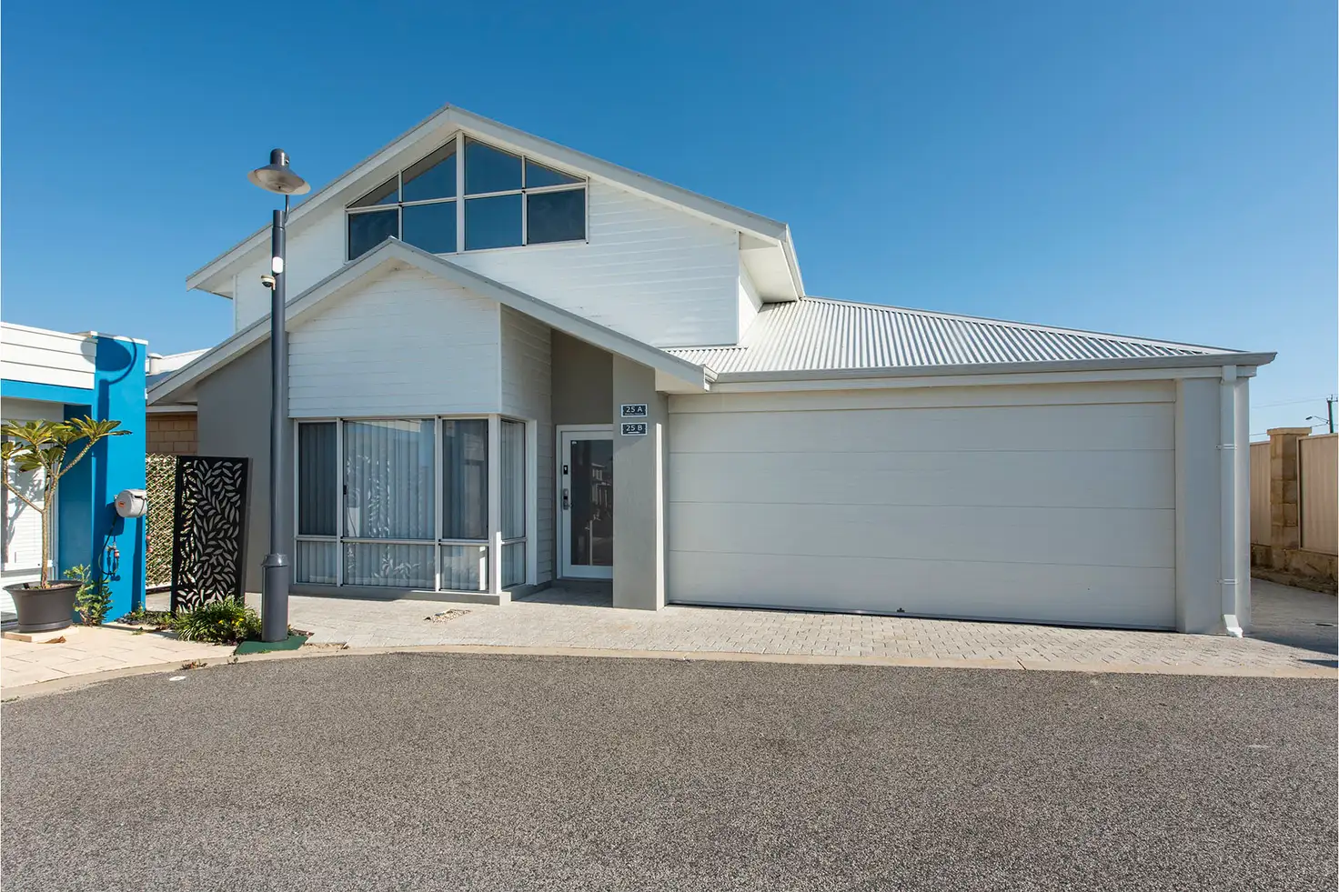 Main view of Homely townhouse listing, 25a/19 Malibu Road, Safety Bay WA 6169