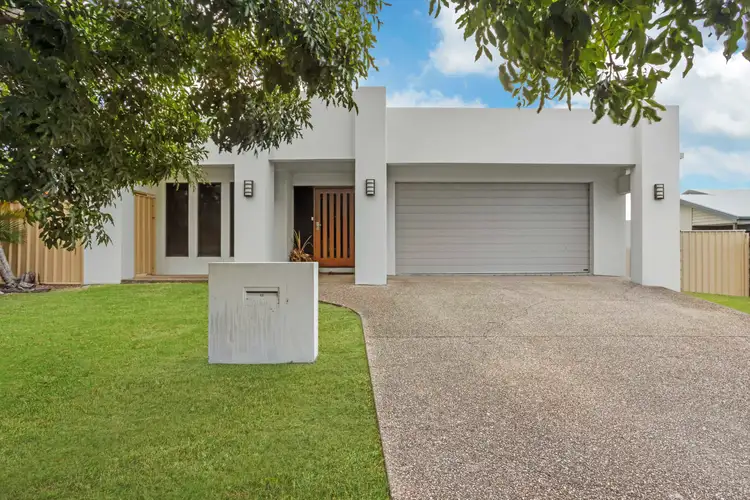 12 FOUNDATION STREET, Glenella QLD 4740