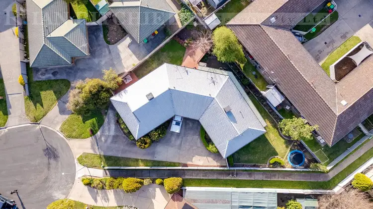 Second view of Homely unit listing, 1/6 Owen Court, Lavington NSW 2641