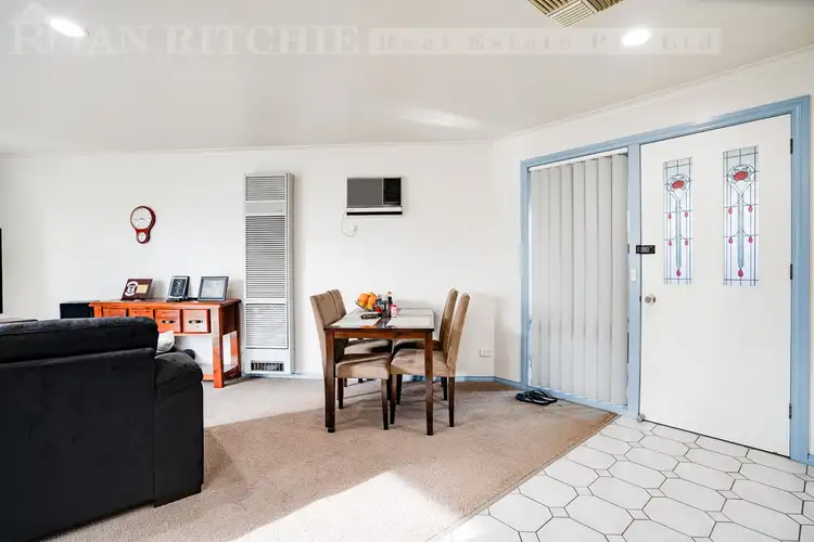 Fifth view of Homely unit listing, 1/6 Owen Court, Lavington NSW 2641