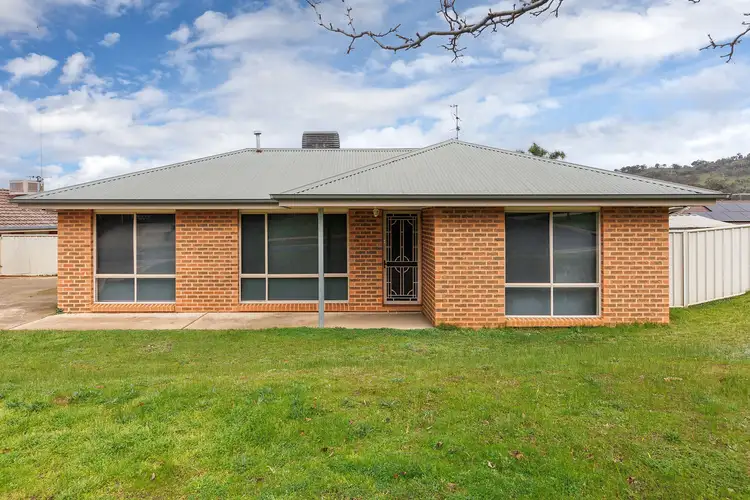 14 OSPREY CIRCUIT, Wodonga VIC 3690