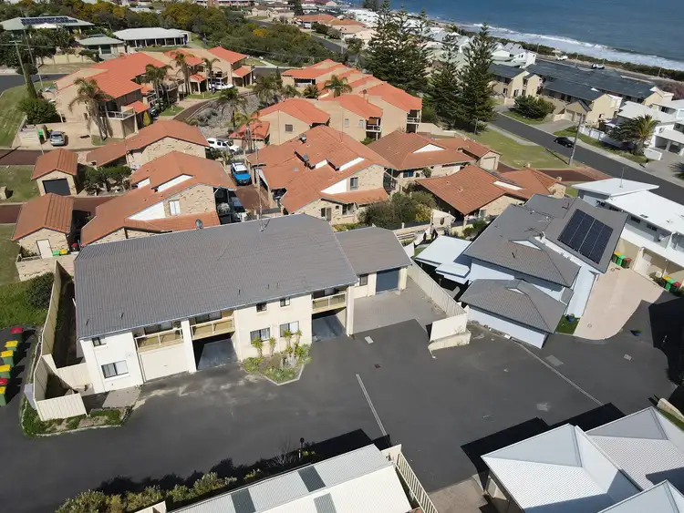 Third view of Homely unit listing, 2/14 Acacia Street, Bunbury WA 6230