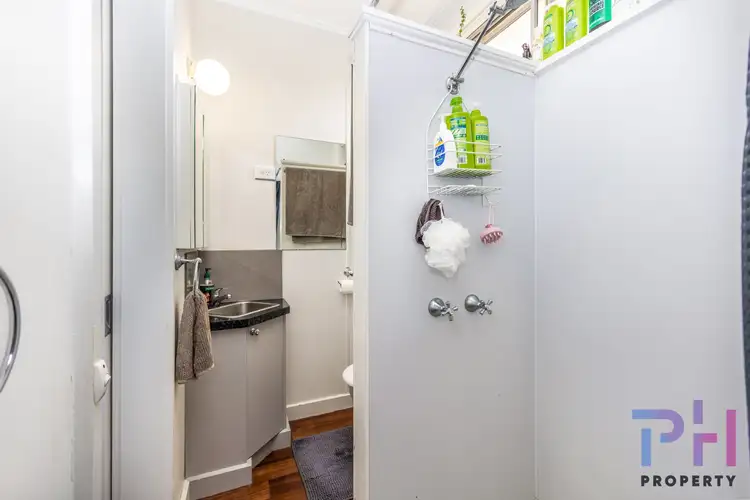 Sixth view of Homely unit listing, 2/50 Neale Street, Kennington VIC 3550