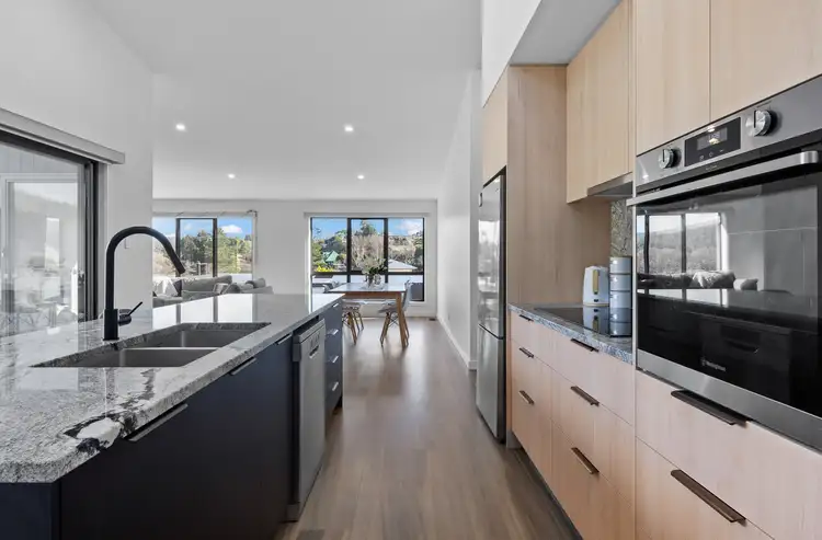 15 Longvista Road, Blackstone Heights TAS 7250