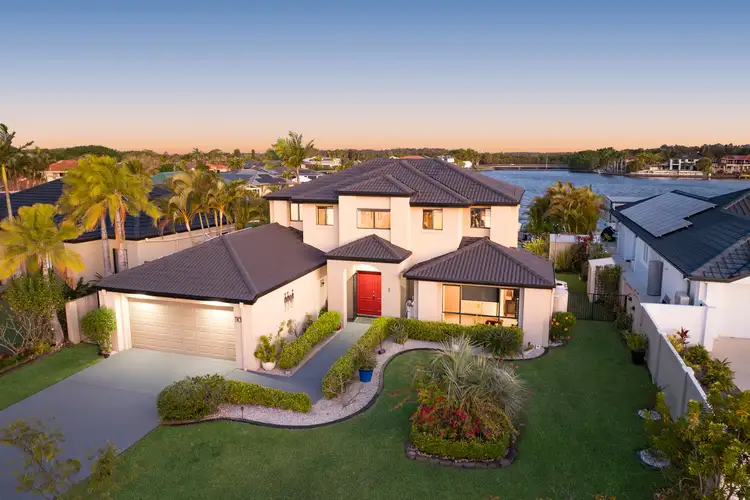 8 Parkwater Point, Helensvale QLD 4212