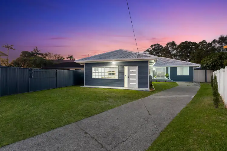 9 Blue Waters Crescent