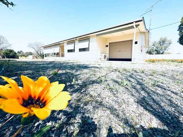 126-132 Cowper Street, Hillston NSW 2675