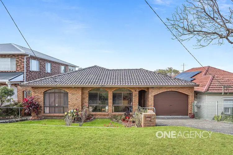 8 Mailer Avenue, Wollongong NSW 2500