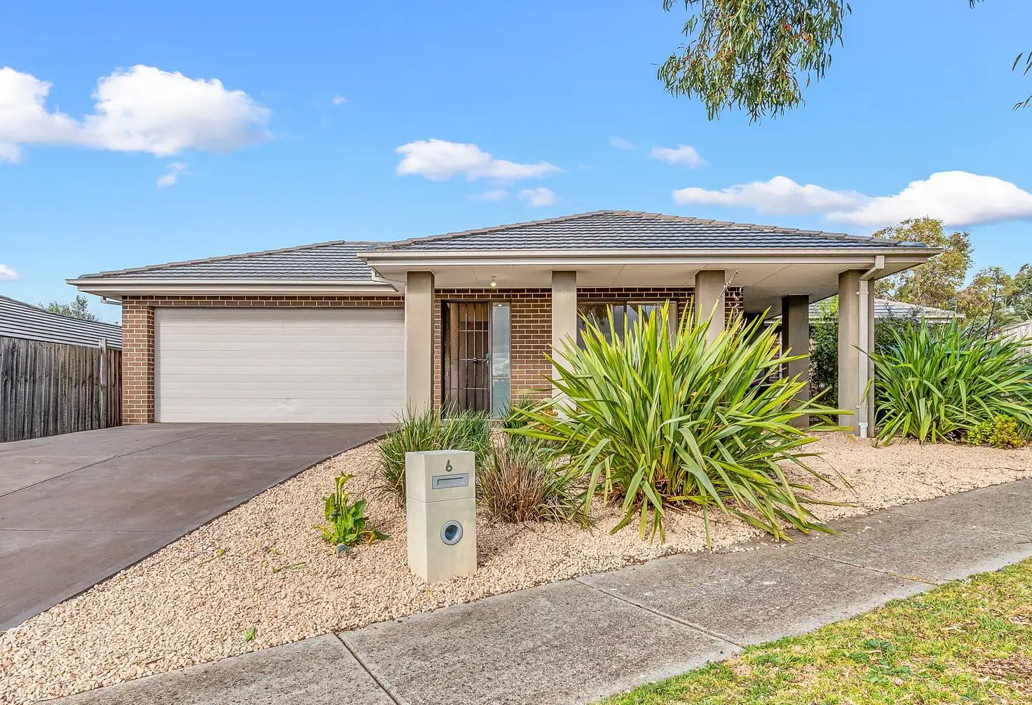 Main view of Homely house listing, 6 Markdale Way, Doreen VIC 3754