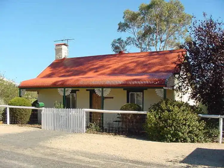 21 Railway Terrace, Mount Pleasant SA 5235