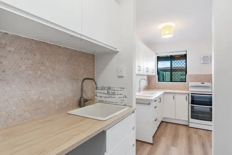 Fifth view of Homely unit listing, 10/390 Hector Street, Yokine WA 6060