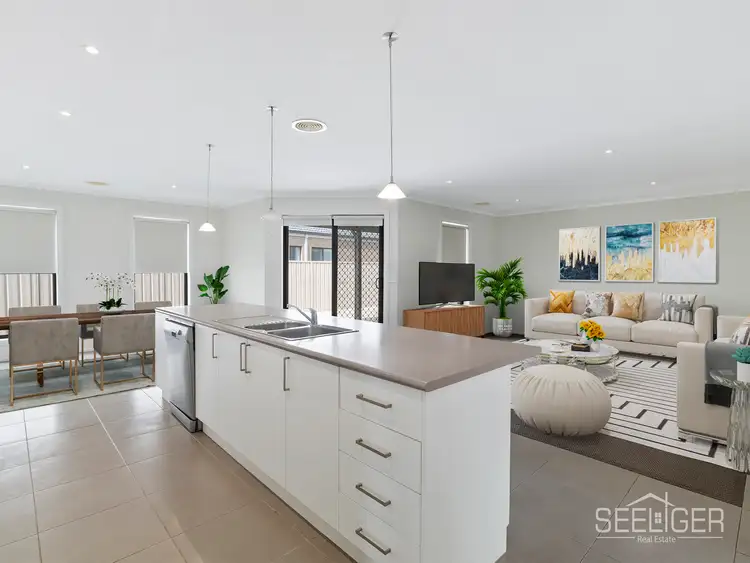 Second view of Homely house listing, 2 Linda Crescent, Yarrawonga VIC 3730