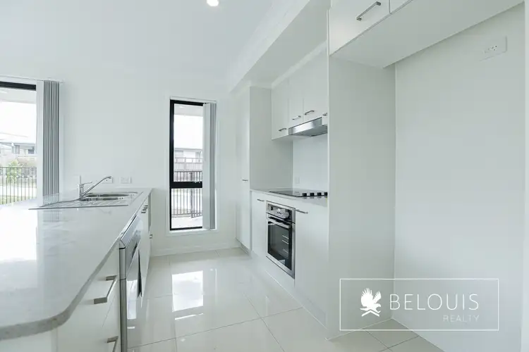 Fifth view of Homely house listing, 2 William Bay Court, South Ripley QLD 4306