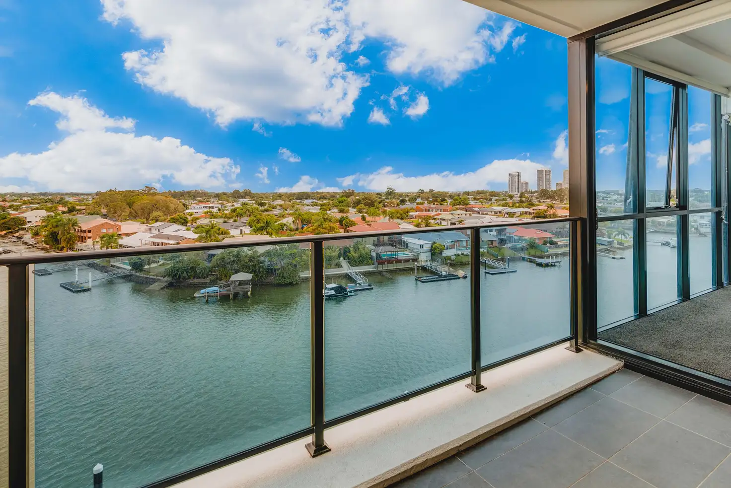 Main view of Homely unit listing, 5505/5 Harbourside Court, Biggera Waters QLD 4216
