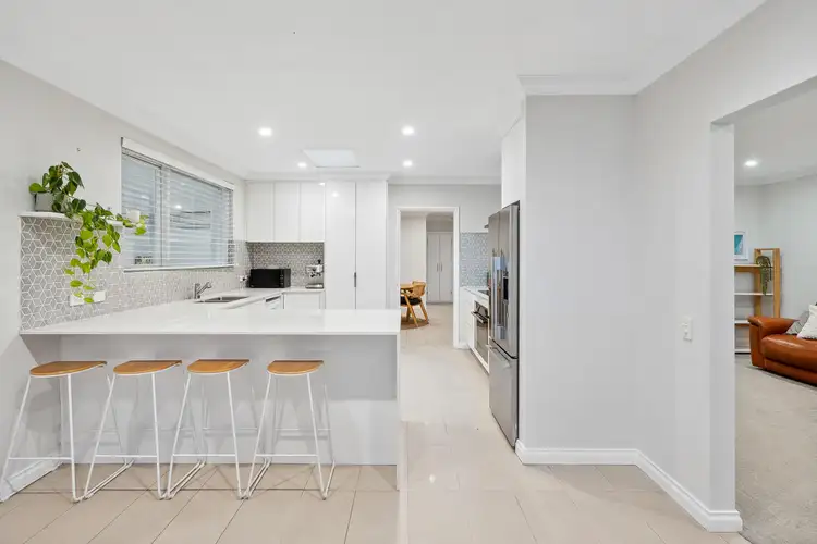 44 Gleddon Way, Hillarys WA 6025