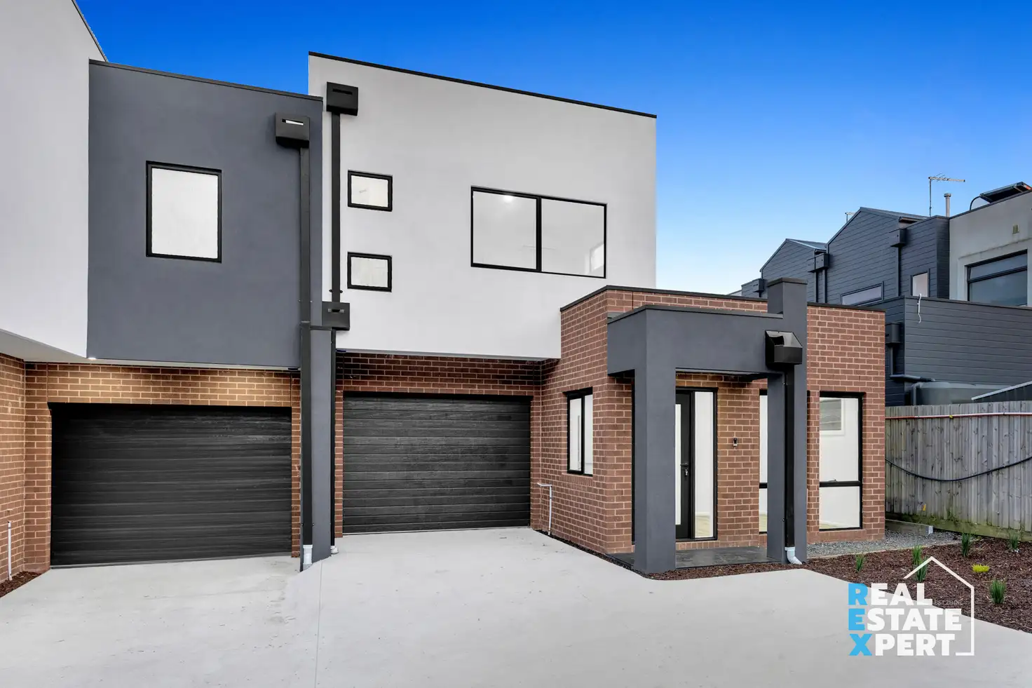 Main view of Homely townhouse listing, 34 Bawar Place, Hallam VIC 3803