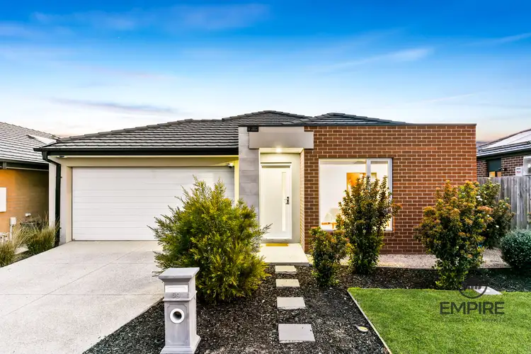 69 Grande Belmond Avenue, Clyde VIC 3978
