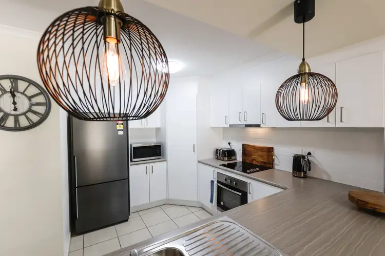Sixth view of Homely unit listing, 8/50 Shannon Crescent, Dysart QLD 4745