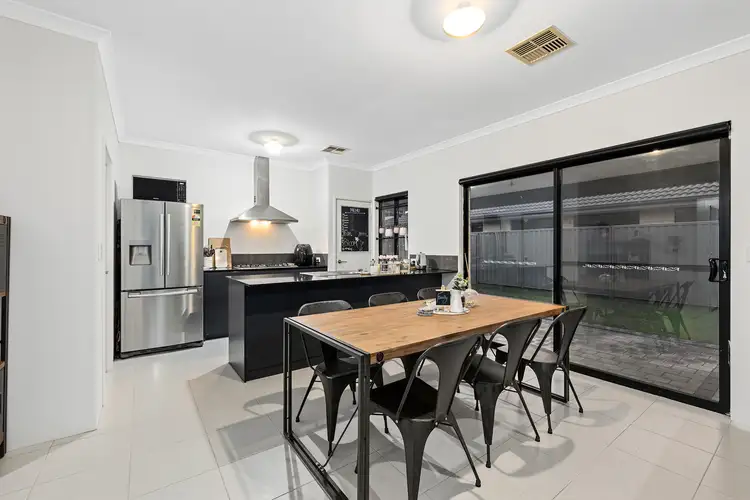 Fifth view of Homely house listing, 17 Fernleaf Loop, Piara Waters WA 6112
