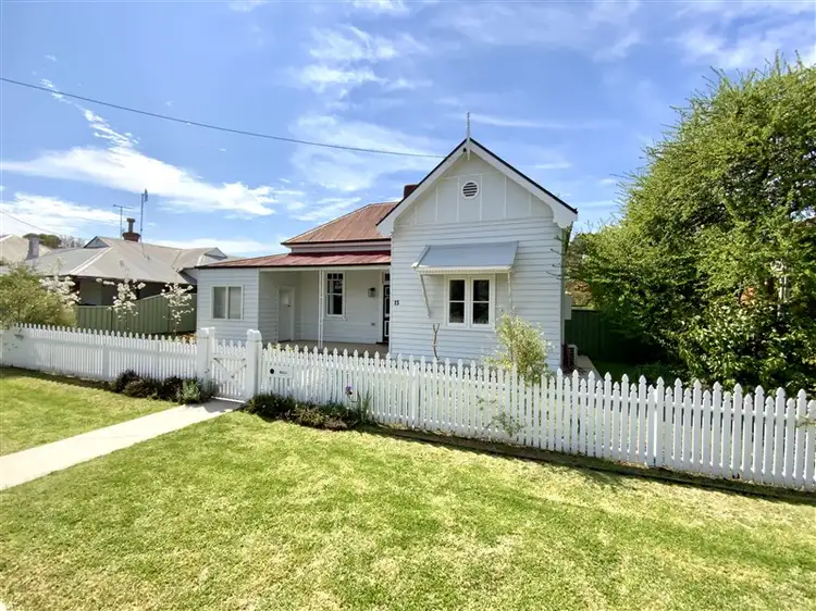 13 Battye Street, Forbes NSW 2871