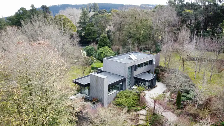 982 Mount Macedon Road, Mount Macedon VIC 3441
