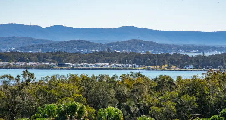 16 Northcote Avenue, Swansea Heads NSW 2281
