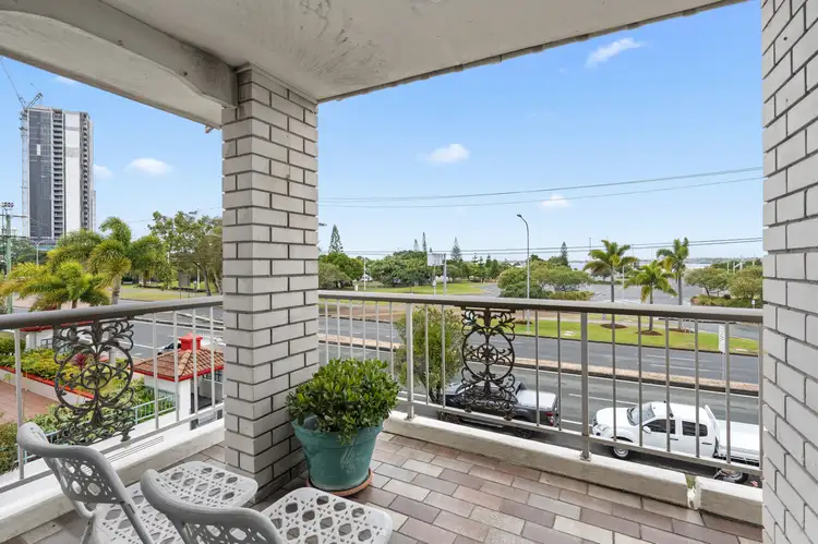 6/138 Marine Parade, Southport QLD 4215