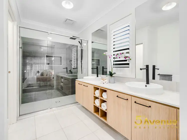 Fifth view of Homely house listing, 28 Beartooth Court, Pakenham VIC 3810