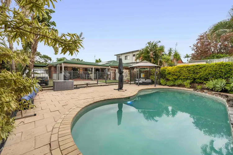 3 Spumante Court, Highland Park QLD 4211