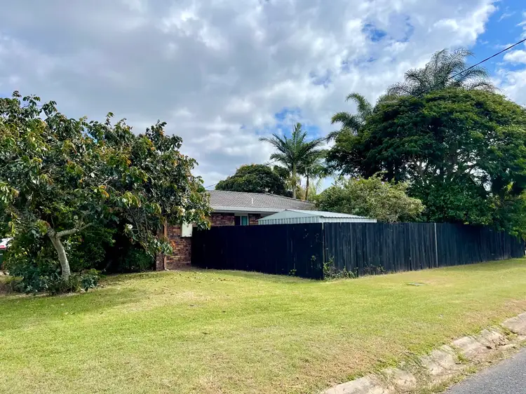 Third view of Homely house listing, 2/2 Hakea Court, Kawungan QLD 4655