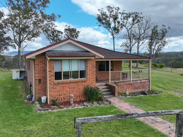 153 Sunshine Road, Hillville NSW 2430