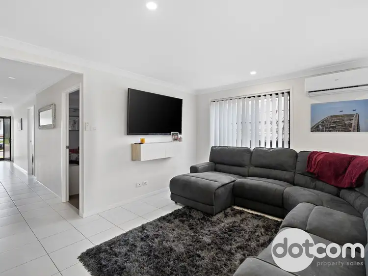 Fourth view of Homely semi-detached listing, 4B Farmer Avenue, Wyee NSW 2259