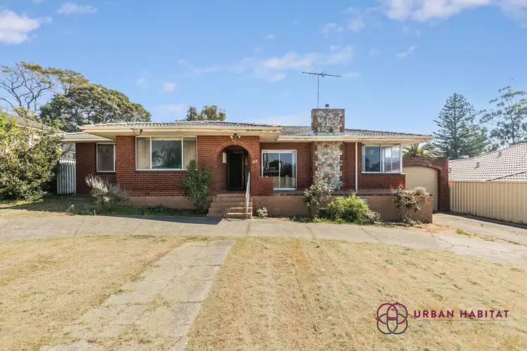 23 Burtenshaw Way, Calista WA 6167