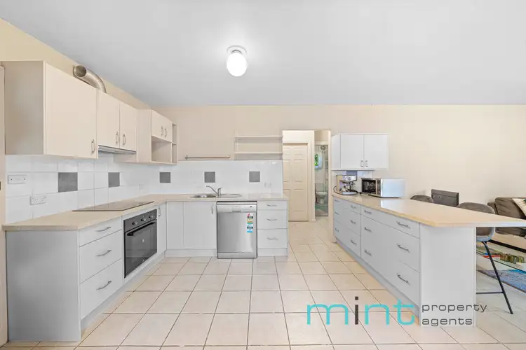 2/28 Broadarrow Road, Narwee NSW 2209