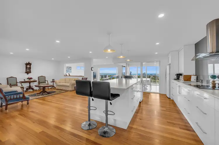 Fourth view of Homely house listing, 10 Curlew Close, Mirador NSW 2548