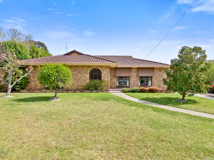 125 Denison Street, Finley NSW 2713