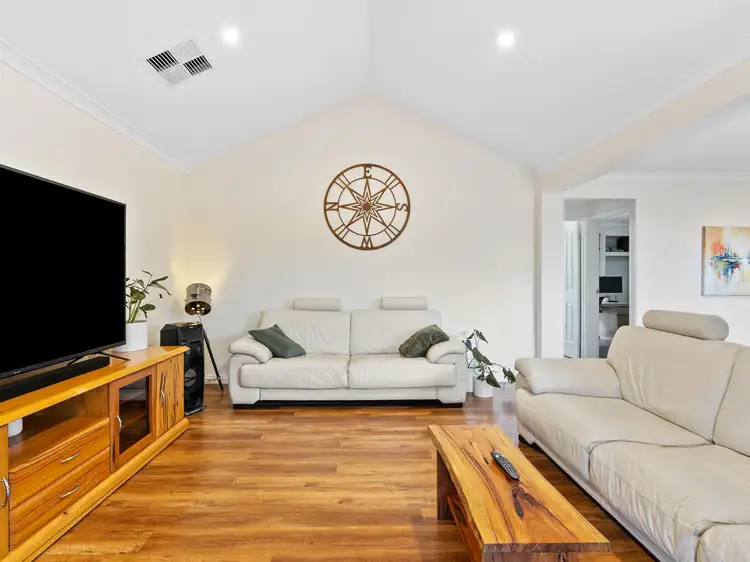 Sixth view of Homely house listing, 7 Parnham Avenue, Ellenbrook WA 6069