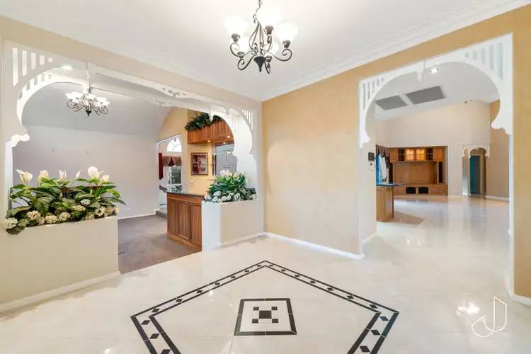 Sixth view of Homely house listing, 10 Leeds Close, Arundel QLD 4214