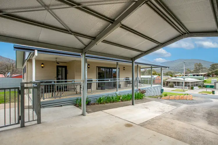 Fifth view of Homely house listing, 8 TOKES CRESCENT, Dartmouth VIC 3701