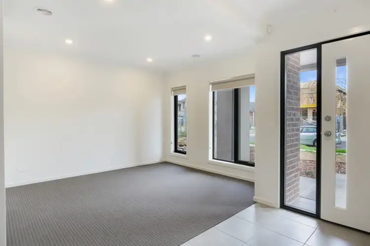 Fourth view of Homely house listing, 3 Yellowbox Drive, Keysborough VIC 3173