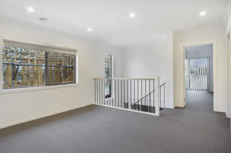 Fifth view of Homely house listing, 3 Yellowbox Drive, Keysborough VIC 3173