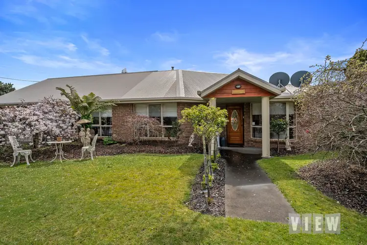 10 Irbys Circus, Sisters Beach TAS 7321
