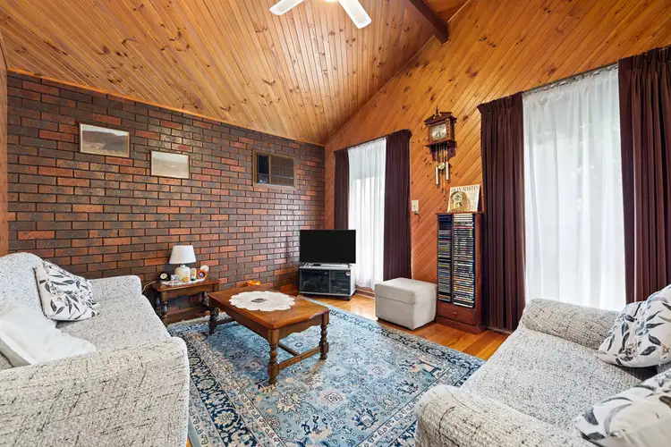 Second view of Homely house listing, 21 Kinterbury Drive, Kings Park VIC 3021