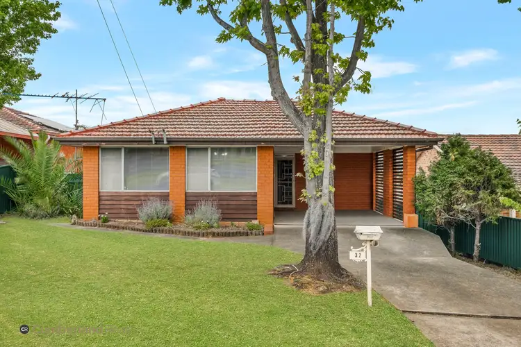 32 BIRRIWA STREET, Greystanes NSW 2145