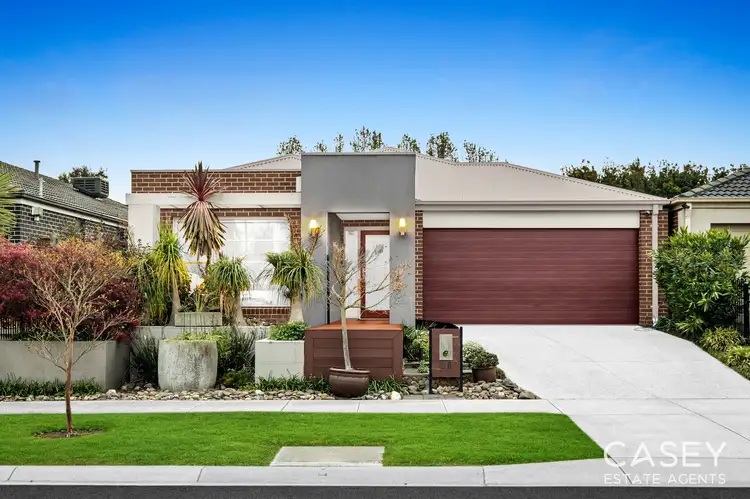 28 Crepe Avenue, Cranbourne West VIC 3977