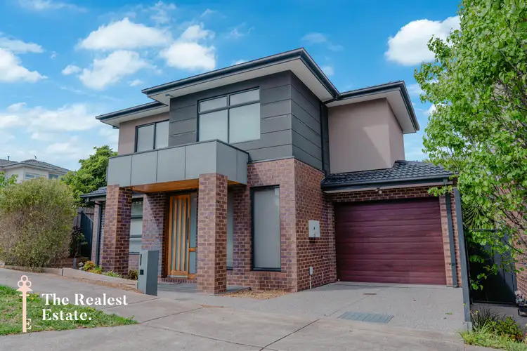 21 MacKinnon Grove, Glenroy VIC 3046