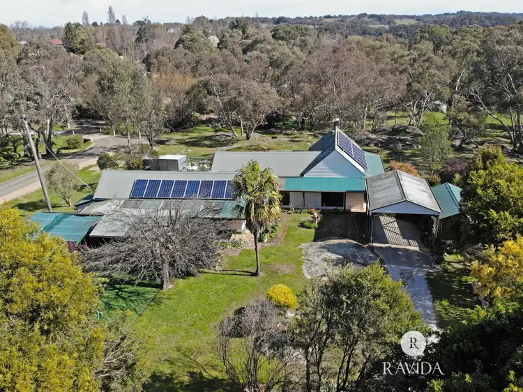 15 FREDERICK STREET, Beechworth VIC 3747