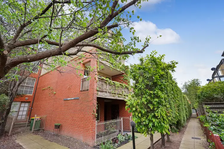 11 Rimfire Walk, Maribyrnong VIC 3032