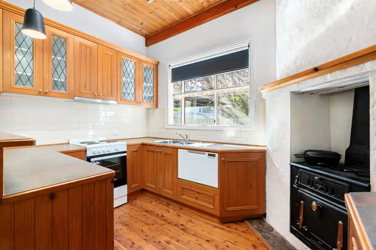 Fifth view of Homely house listing, 1030 Baratta Street, North Albury NSW 2640